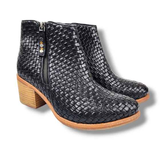 Kelsi Dagger Shoes - Kelsi Dagger Brooklyn Women's Black Woven Leather shoes Ankle Boot Zip Size 8